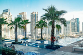 HiGuests - Unique Studio With Stunning Panoramic Marina Views